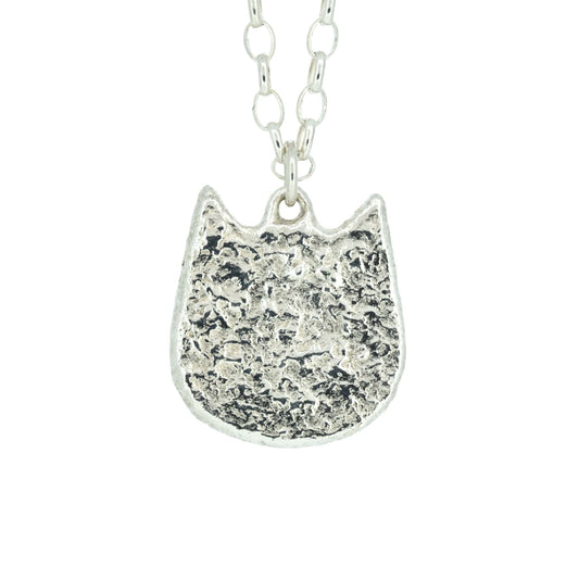Minimalistic Cat Pendant Necklace With Chain